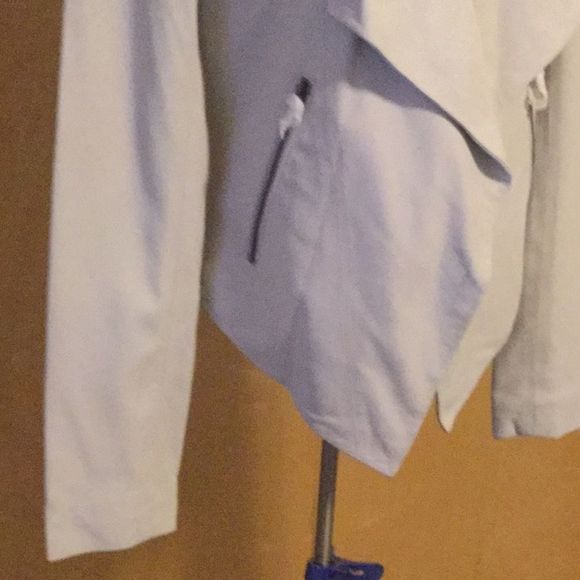 BB Dakota eastside drape Leather - Picture 4 of 14